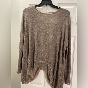 Women’s Top